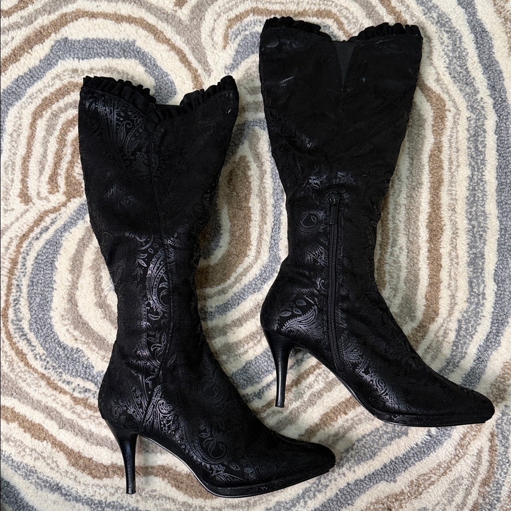 Impo Stretch Black Textured Heeled Boots